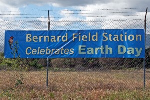 A banner on the Foothill Blvd fence announces the BFS Earth Day events. ©Nancy Hamlett.